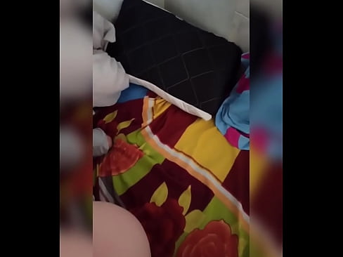 ❤️ Ҳамҳуҷраи ман дар хона танҳо мемонад, зеро шавҳараш ба рухсатӣ меравад ва ман аз фурсат истифода бурда, ӯро сиҳат мекунам ва харашро аз шир пур мекунам ️ Видео мақъад дар мо tg.image-kassir.ru ﹏